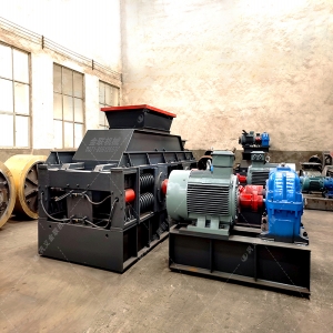 了解設備配置的技術參數,了解設備配置的技術參數,并根據對輥破碎機用戶的生產要求和物料硬度,合理構建對輥破碎機的設備規格