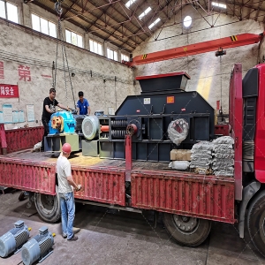 破碎設(shè)備1000x700彈簧式對輥破碎機(jī)發(fā)貨圖片