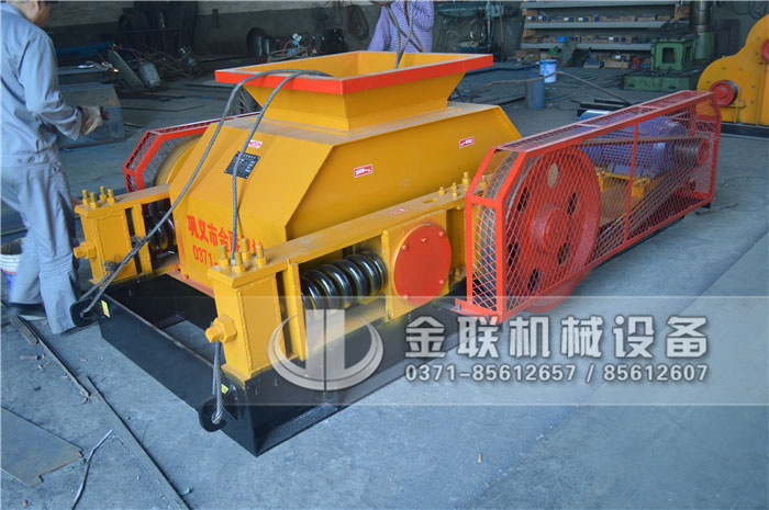 大型雙齒輥破碎機有哪些結構，都用于哪些行業(yè)？