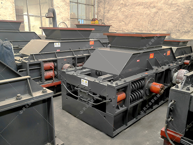 2PG1200x800型對(duì)輥制砂機(jī) 大型制砂機(jī)發(fā)往湖北