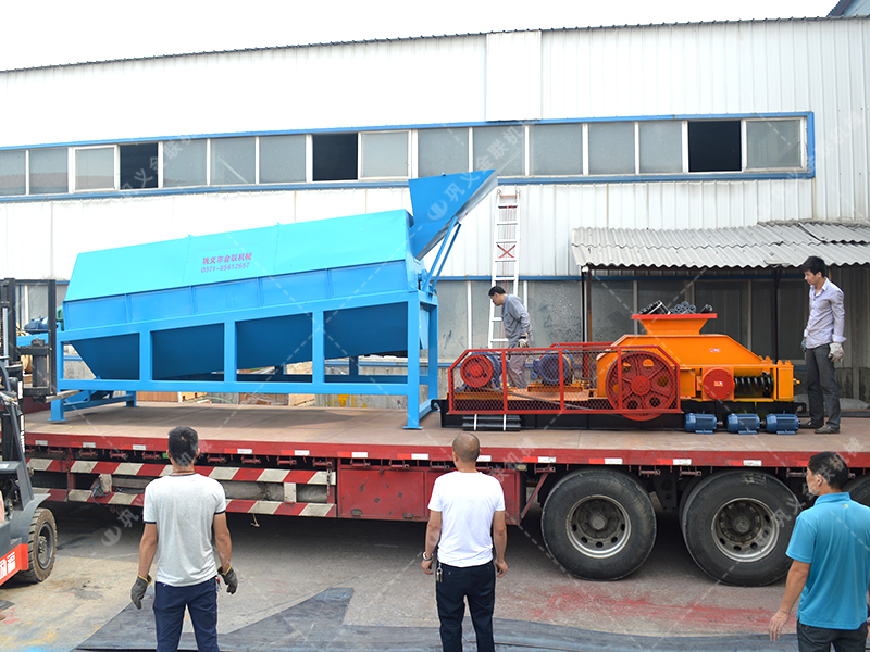 2PG800X600對輥破碎機發(fā)貨圖片_發(fā)往廣東廣州_破碎鈣石