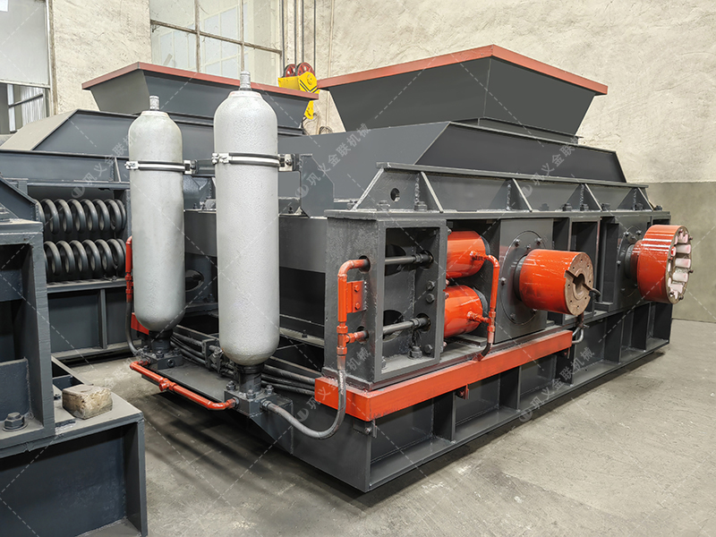 時(shí)產(chǎn)80-100噸液壓對輥破碎機(jī)用哪個(gè)型號,多少錢一臺? 時(shí)產(chǎn)80-100噸液壓對輥破碎機(jī)用哪個(gè)型號,多少錢一臺?