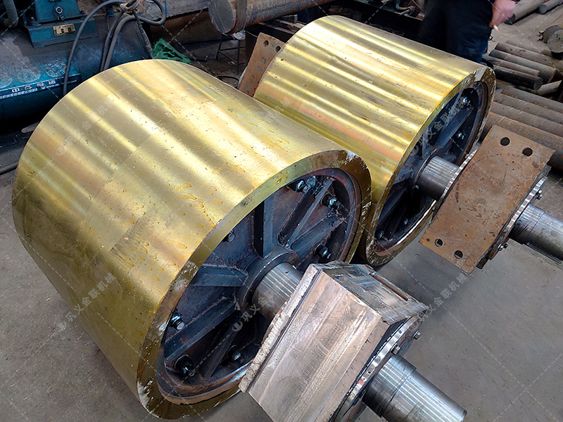 時(shí)產(chǎn)80-100噸液壓對輥破碎機(jī)用哪個(gè)型號,多少錢一臺? 時(shí)產(chǎn)80-100噸液壓對輥破碎機(jī)用哪個(gè)型號,多少錢一臺?