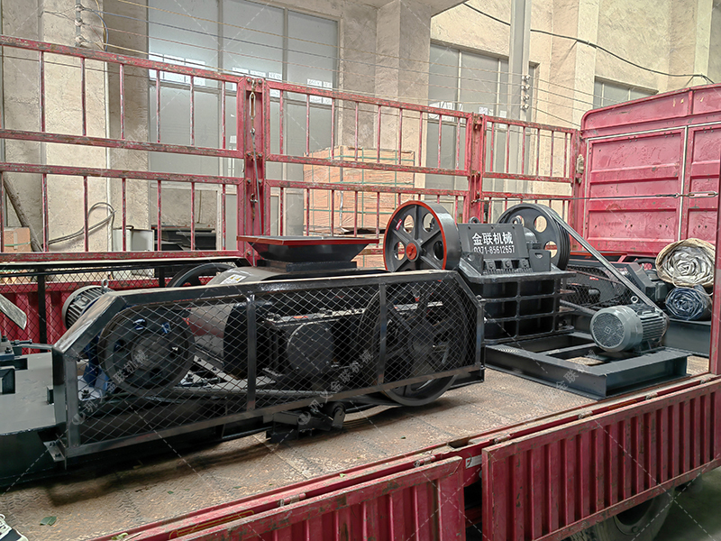 不挑食的 “實力派”：雙齒輥破碎機如何輕松應對礦石開采中的多樣物料？?