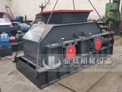 2PG1200x800直連式液壓對(duì)輥破碎制砂機(jī)發(fā)貨 發(fā)往河南鄭州